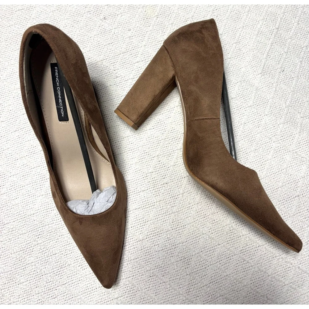 NIB French Connection Kelsey Brown Faux Suede Block Heel Pointed Toe Pumps SZ 11